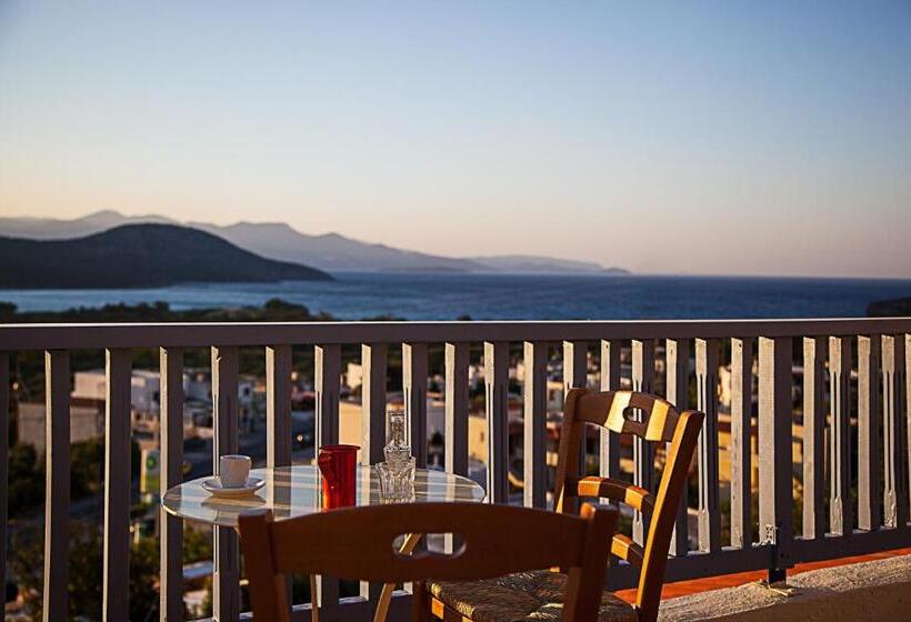 호텔 Elpida Village