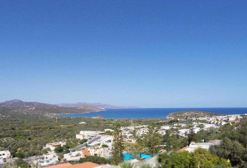 호텔 Elpida Village