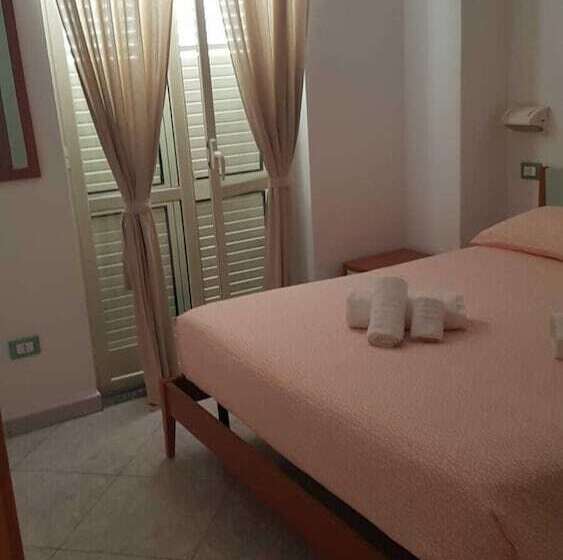 酒店 Eolo Capo Vaticano