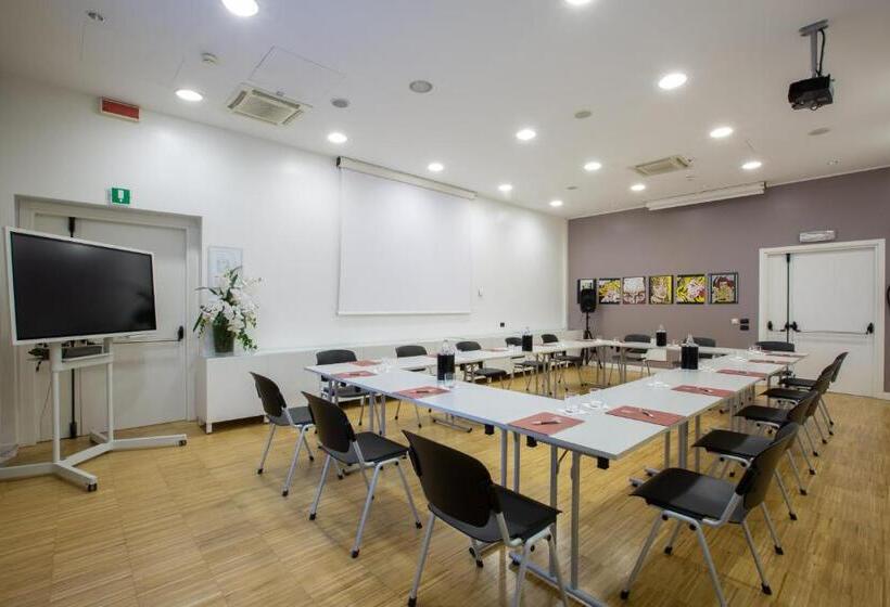 Euro Hotel Residence