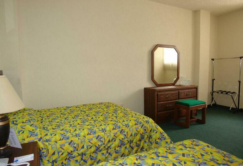 בית מלון כפרי Fiesta Versalles