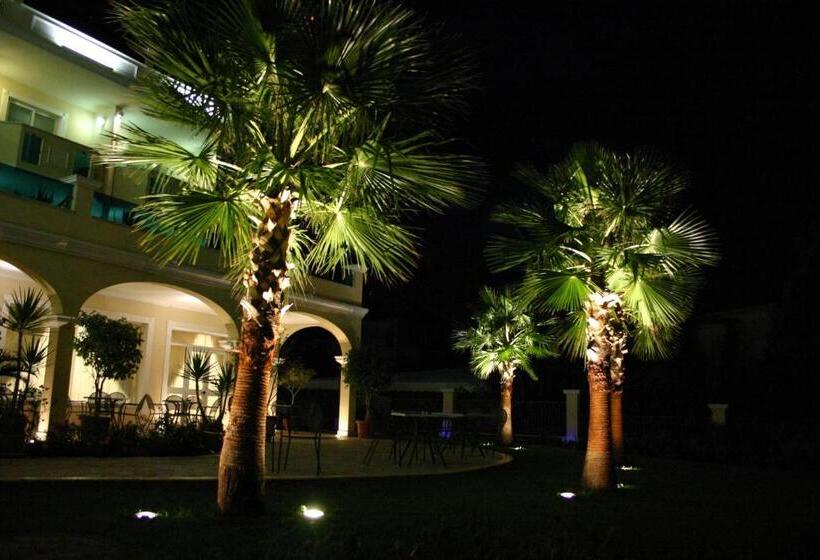 בית מלון כפרי Gardenia