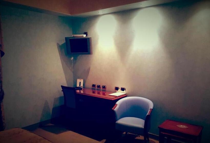 בית מלון כפרי Gardenia