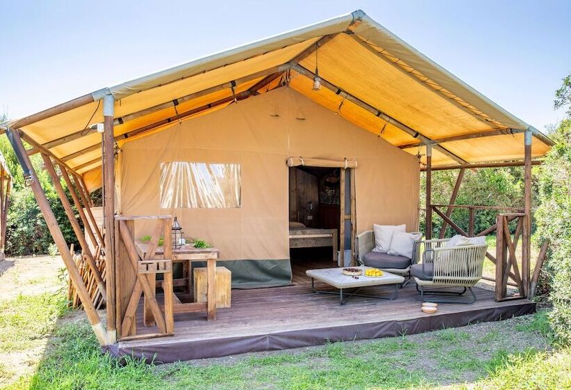 בית מלון כפרי Gitavillage California