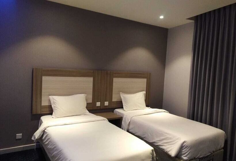 ホテル Golden House Dammam