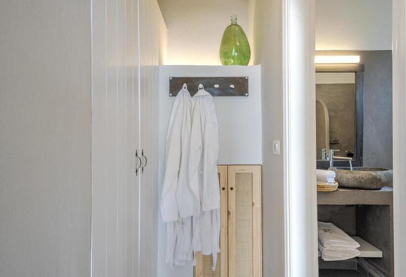 Hotel Grand View   Megalochori Santorini