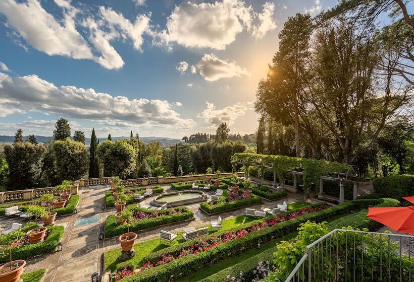 هتل Il Salviatino Firenze