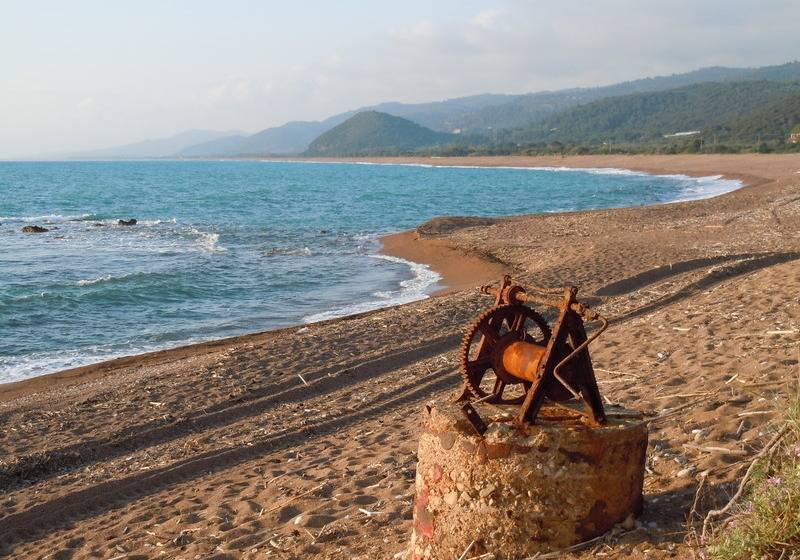 בית מלון כפרי Irida Beach Resort Suites