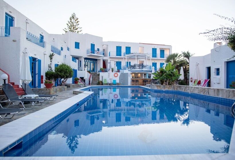 בית מלון כפרי Kirki Village   Adults Only