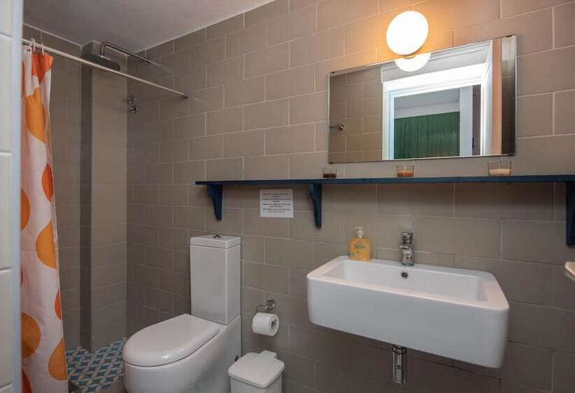 בית מלון כפרי Kirki Village   Adults Only