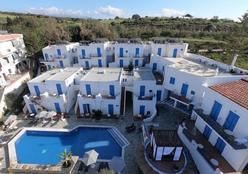 בית מלון כפרי Kirki Village   Adults Only