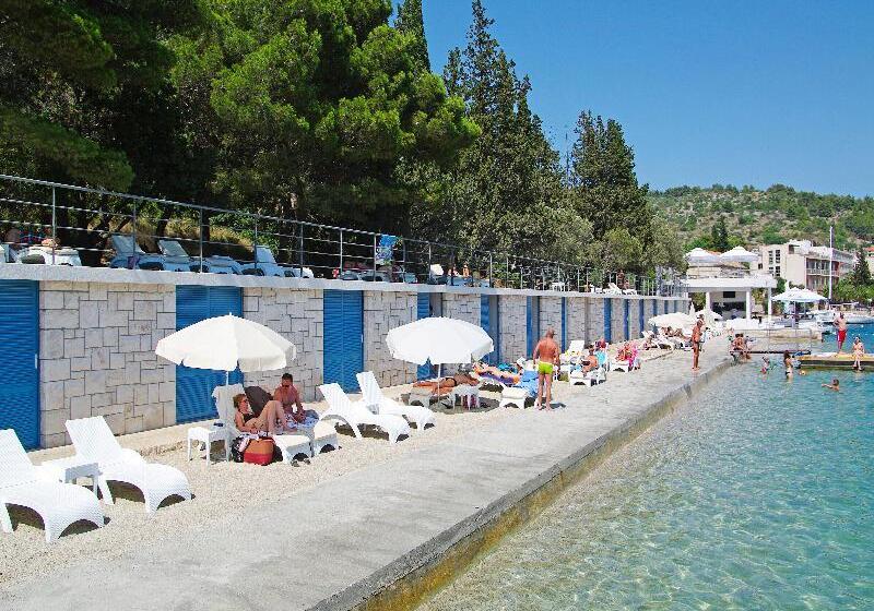 בית מלון כפרי Korkyra