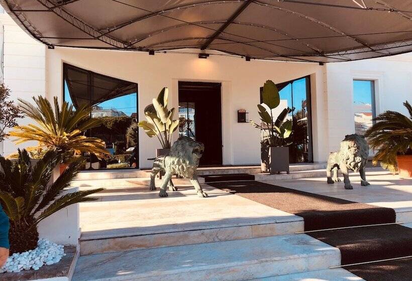 בית מלון כפרי Kursaal