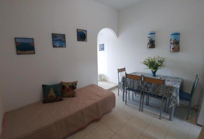 בית מלון כפרי Kythnos Bay