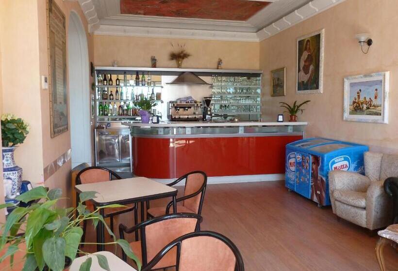 Отель La Balnearia