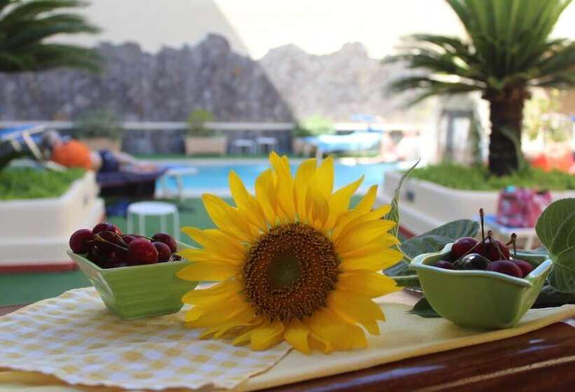 فندق La Filadelfia