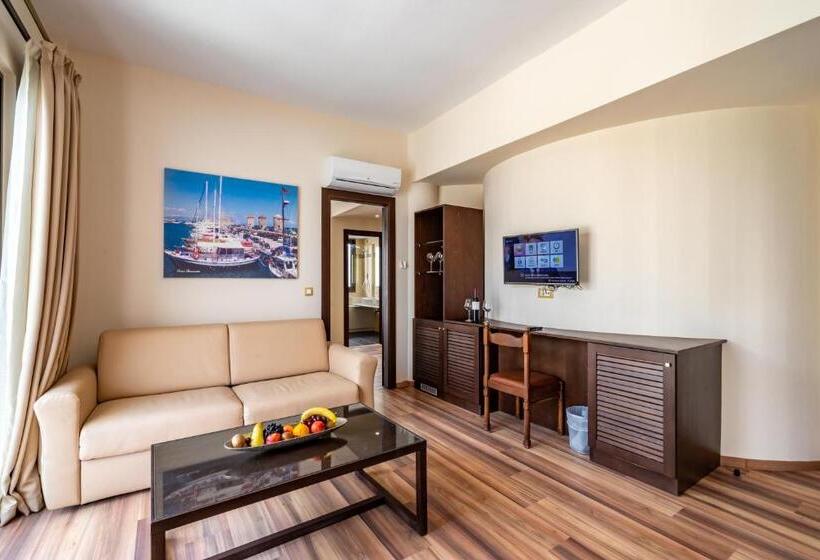 Отель Ladiko Suites Faliraki