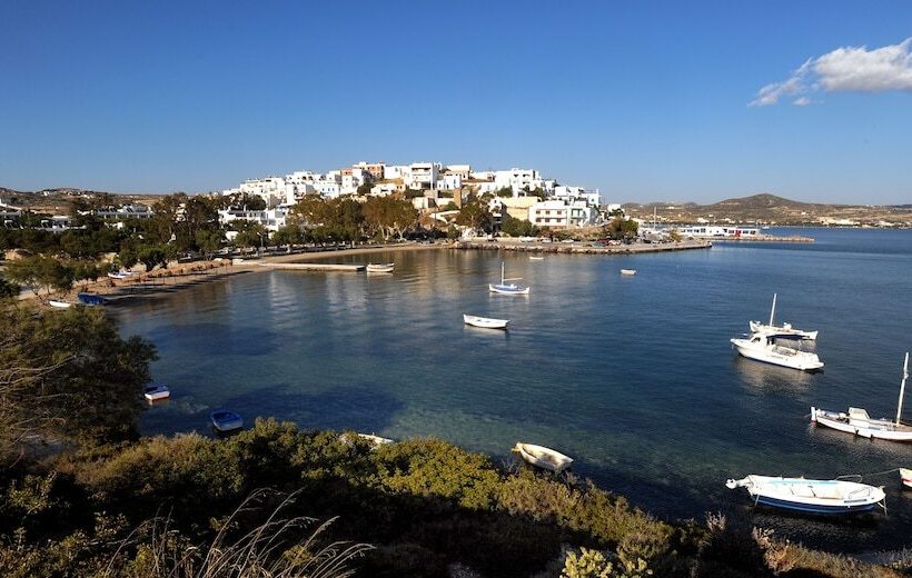 هتل Lagada Beach