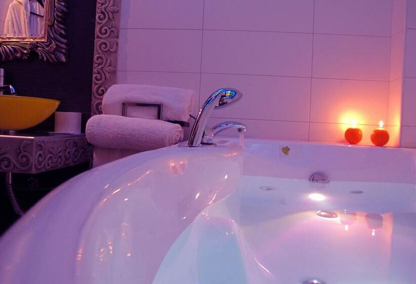 فندق Leventis Art Suites