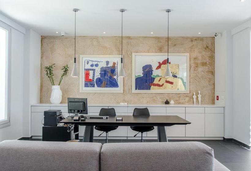 فندق Lianos Village