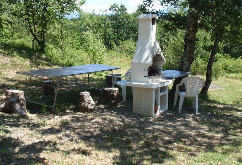 בית מלון כפרי Lunezia Resort