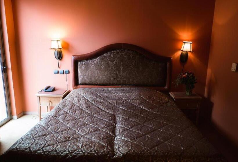 فندق Mainalon Resort