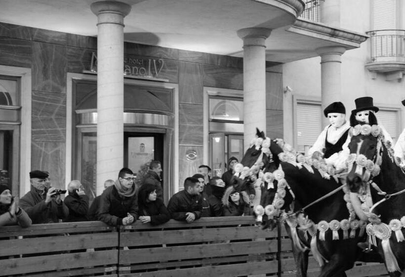 בית מלון כפרי Mariano Iv Palace