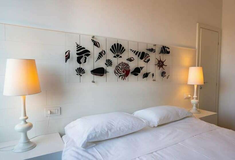 Отель Marina Garden