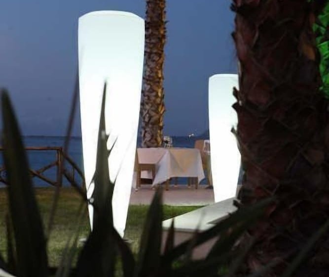 Отель Marina Holiday & Spa