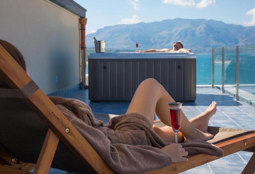 Отель Marina Holiday & Spa