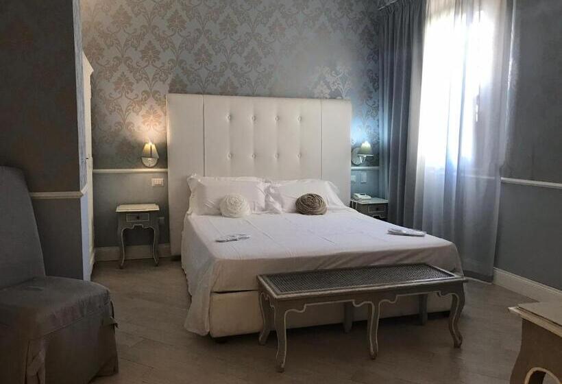 Отель Marina Holiday & Spa