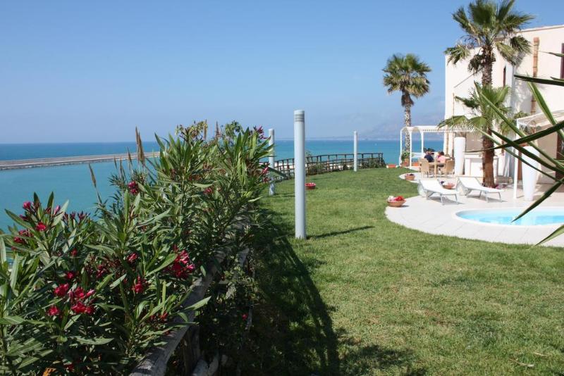 Отель Marina Holiday & Spa