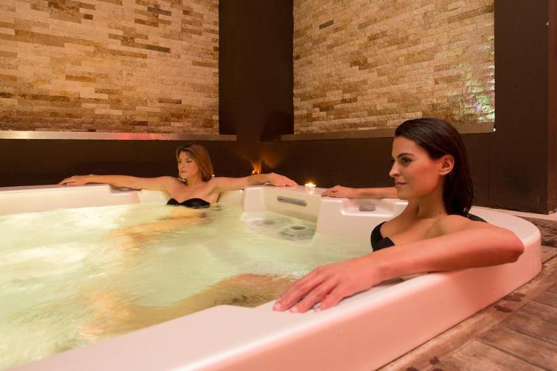 Отель Marina Holiday & Spa