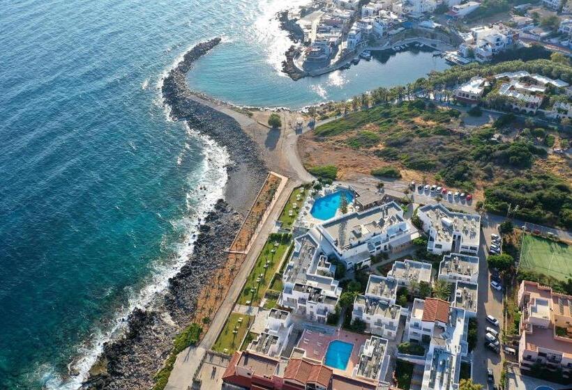 فندق Maritimo Beach