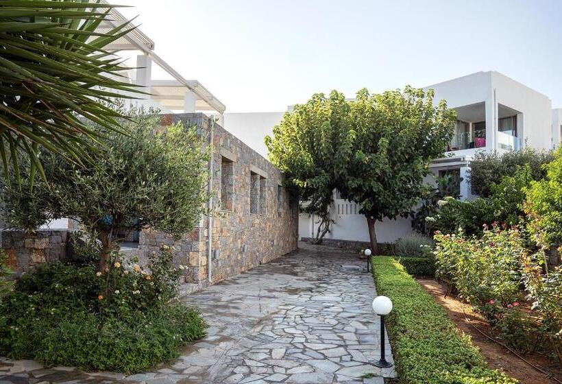 فندق Maritimo Beach