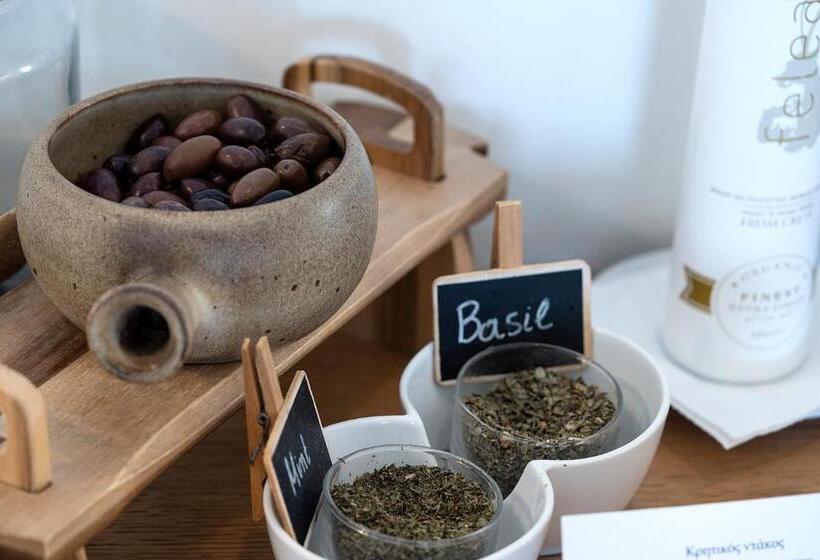 فندق Maritimo Beach