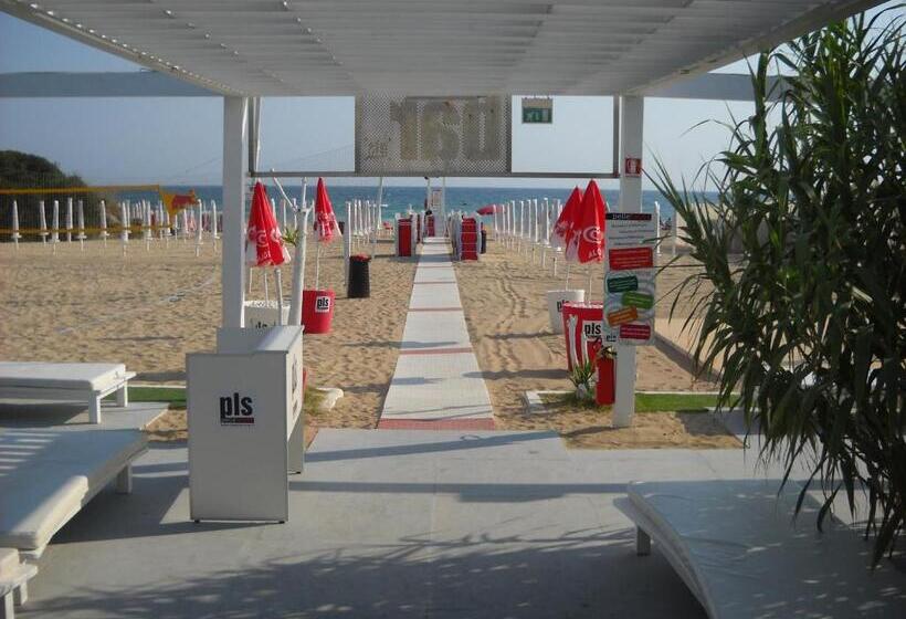 בית מלון כפרי Masseria Fortificata Donnaloia