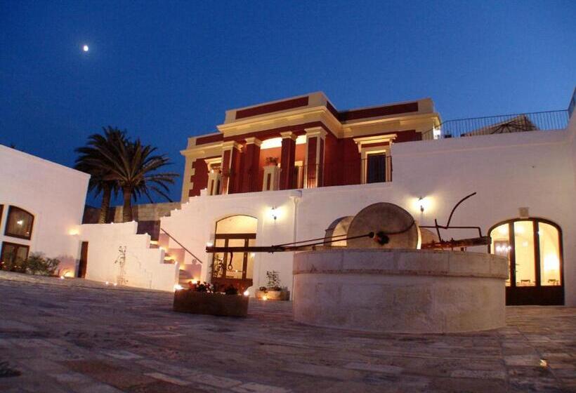 בית מלון כפרי Masseria Fortificata Donnaloia