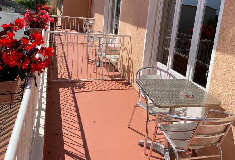 בית מלון כפרי Nettuno