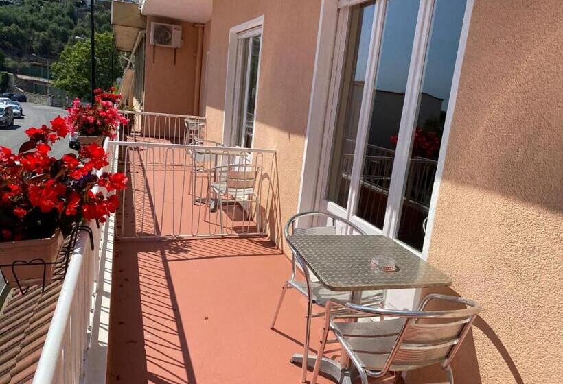 בית מלון כפרי Nettuno