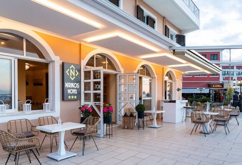 호텔 Nirikos