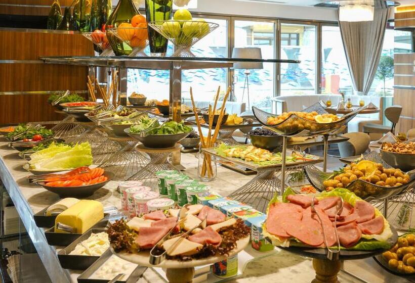 Отель Occidental Ankara