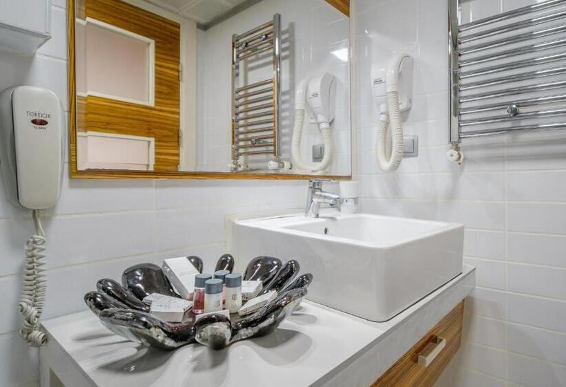 فندق Oglakcioglu Park Boutique