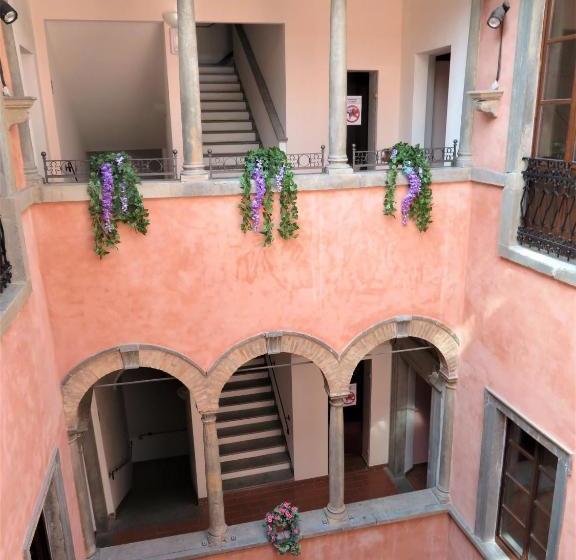 Отель Palazzo Servanzi Confidati