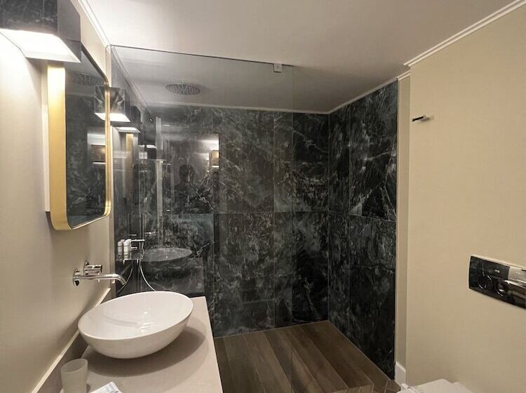 酒店 Pantheon City