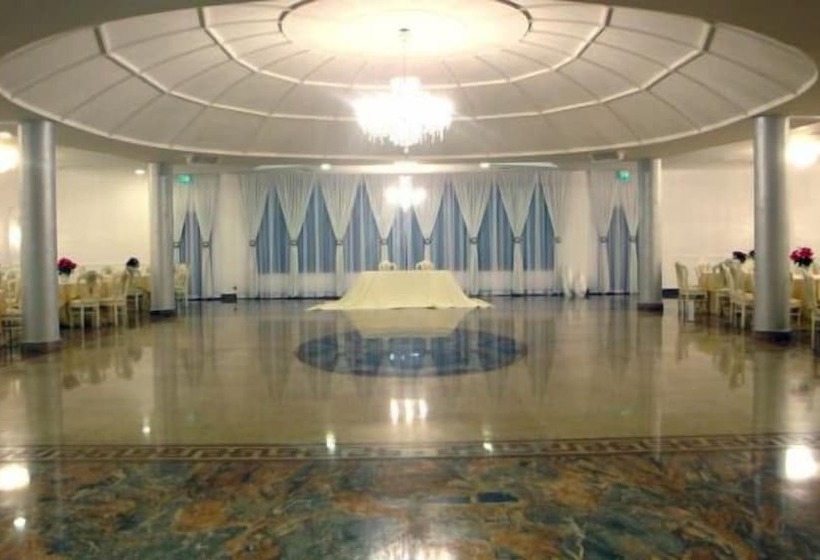 فندق Parco Serrone