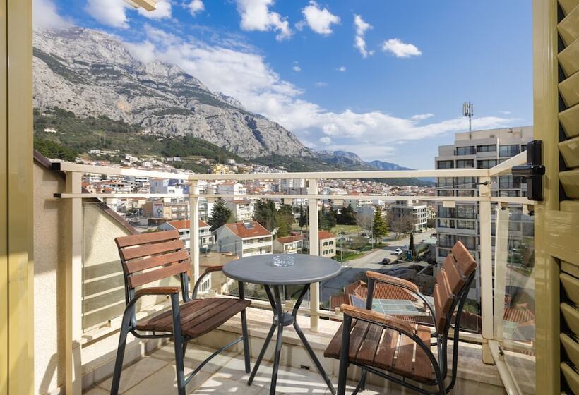 ホテル Park Makarska