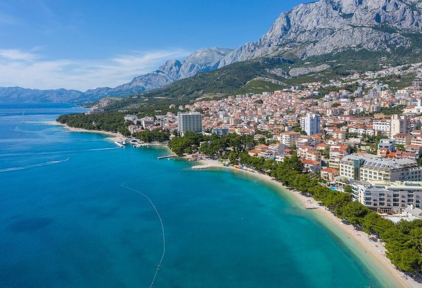 ホテル Park Makarska