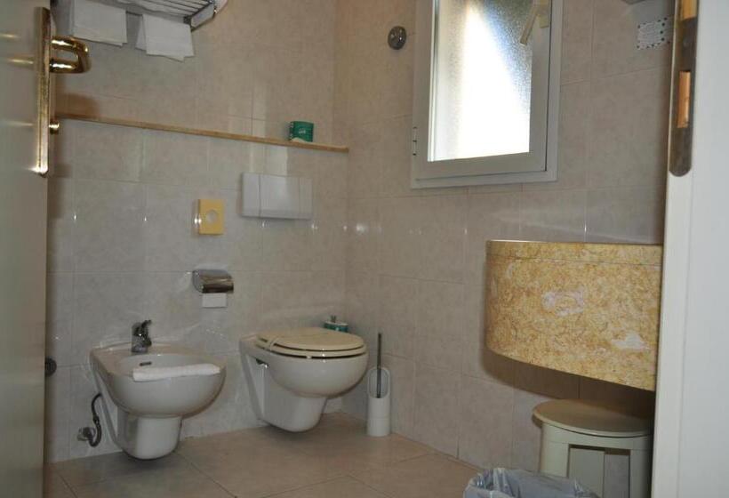 Отель Piccolo Lido