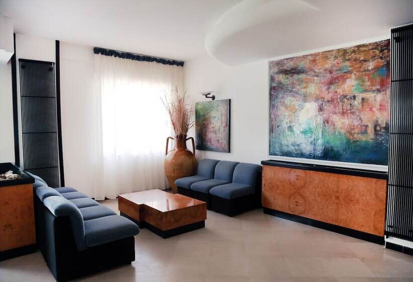 בית מלון כפרי Pineta